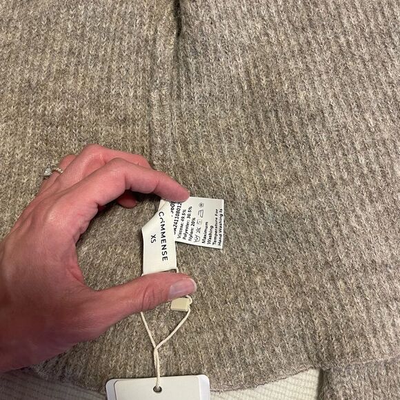 NWT Commense Oatmeal cardigan with lettuce, trim, and bell sleeves, XS - Picture 4 of 6